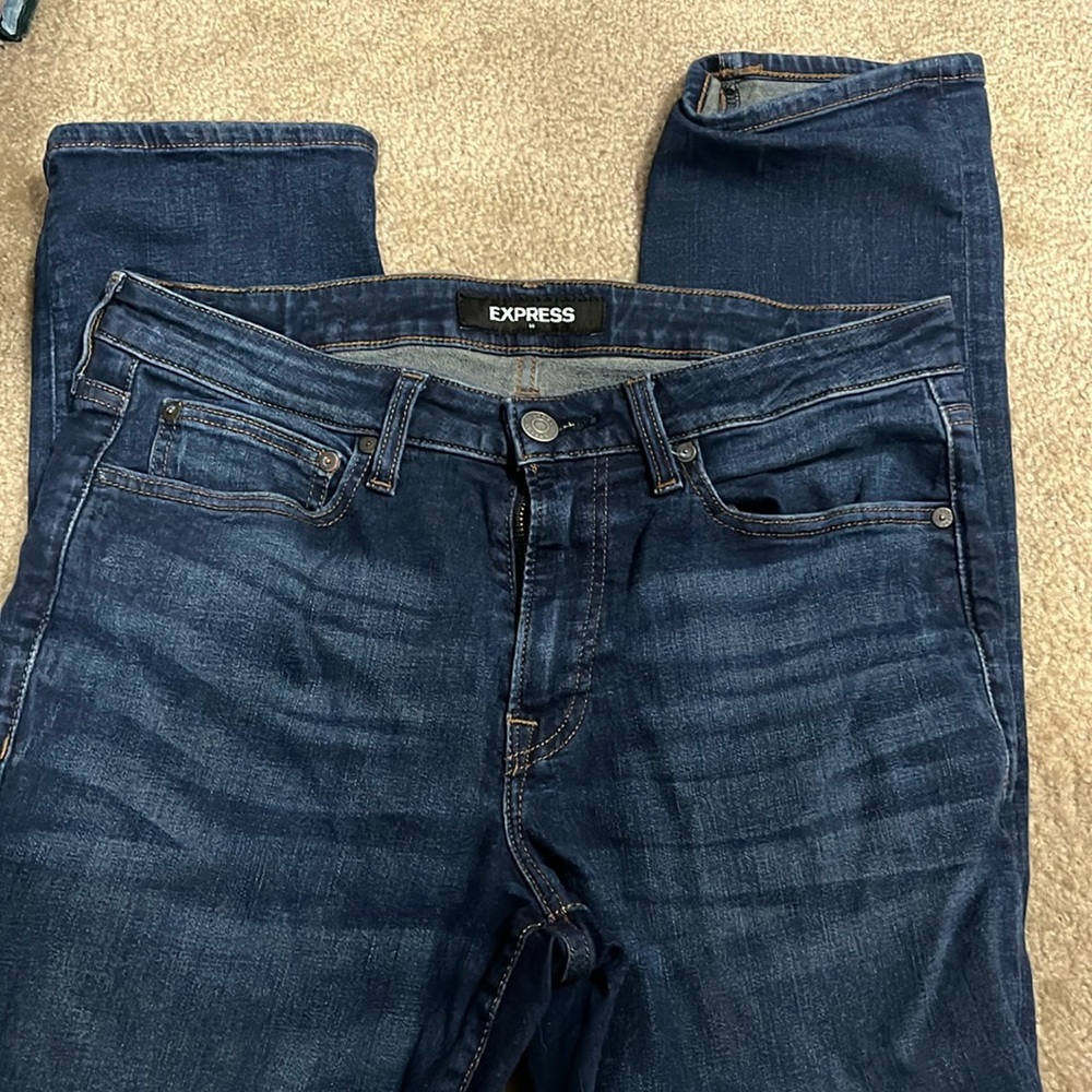 Men’s Express straight leg dark jean